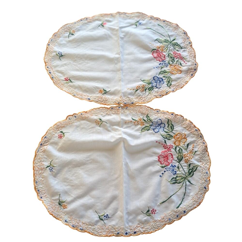 Embroidered Hand Stitched Floral Design Cotton Oval Shaped Placemats 2 Two LOT